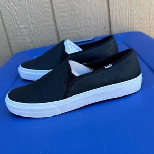 Ked’s double decker in black, size 8.  New in box.